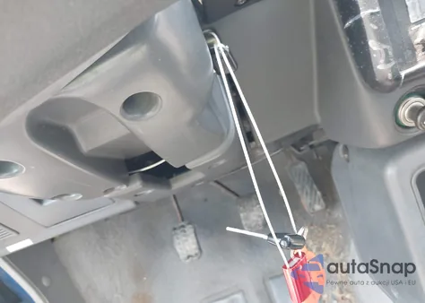 1991 Ford Festiva L из США, поврежденный, VIN KNJPT05H2M6106177